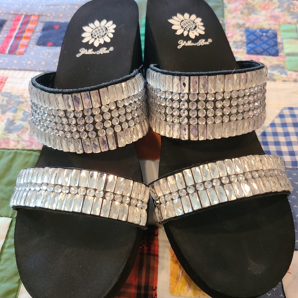 Bling slide on wedges!